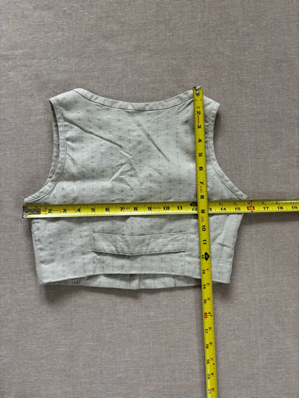 Jesa & Jonnie Y2K tailored linen cropped vest. - Picture 9 of 10